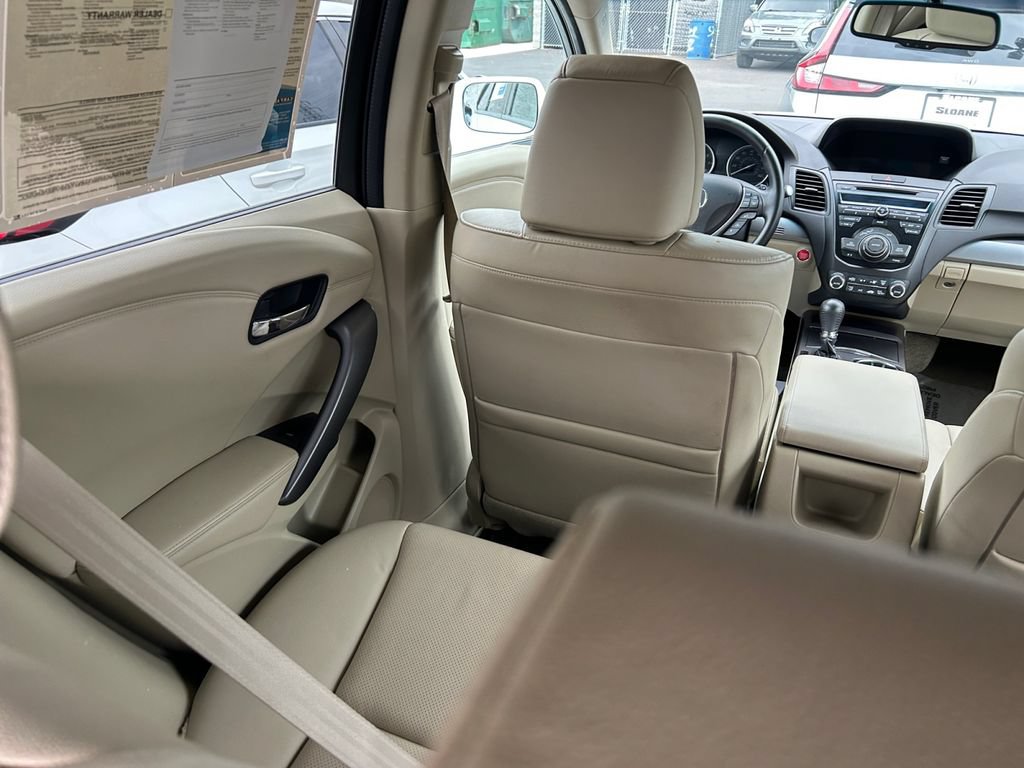 Used 2015 Acura RDX w/ Technology Package AWD/4WD image 12