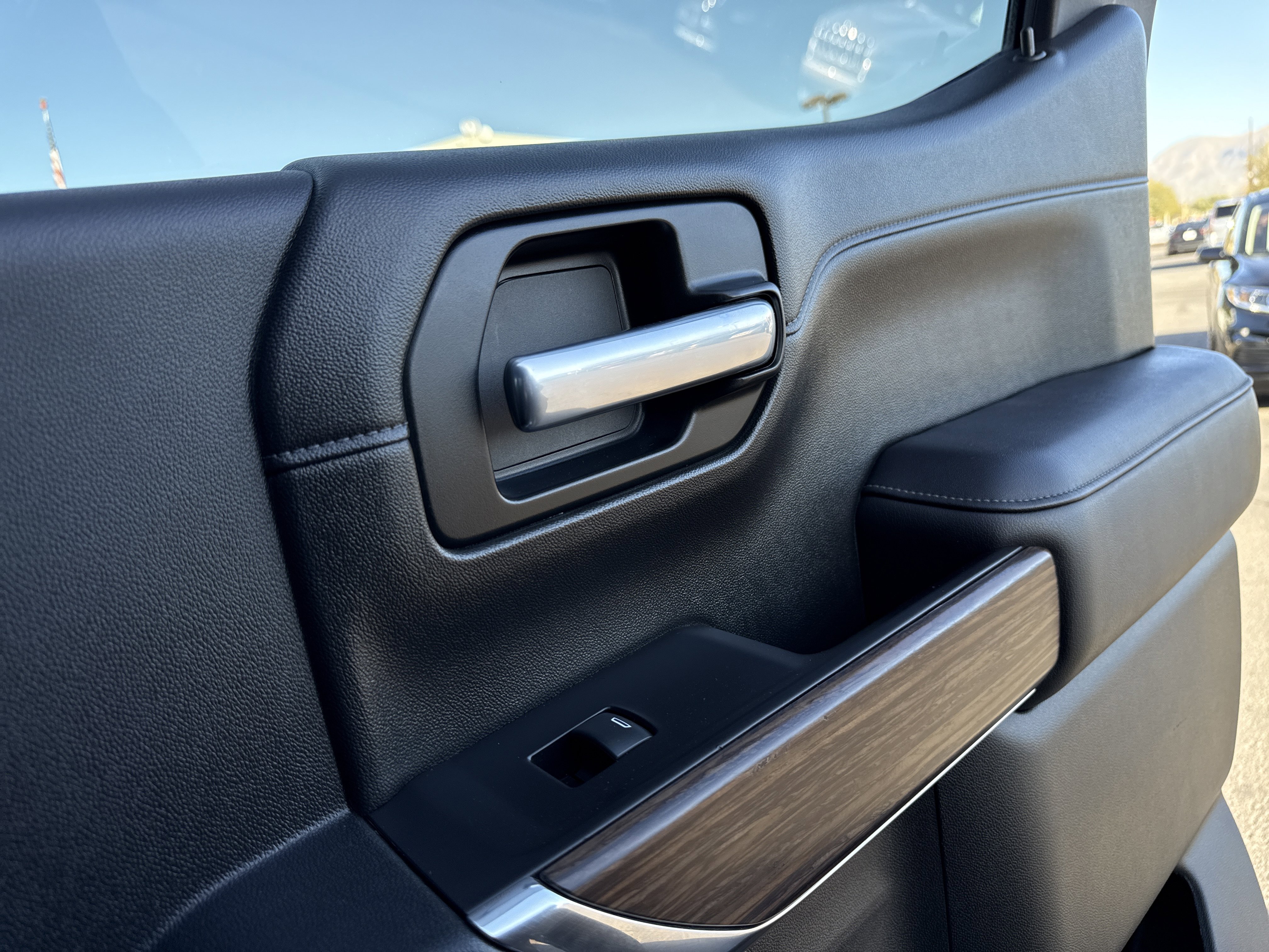 Used 2021 Chevrolet Silverado 1500 High Country w/ Technology Package image 50