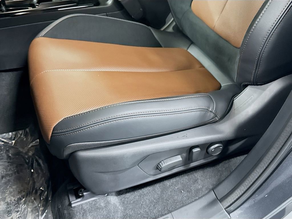 New 2026 Subaru Forester Touring image 18