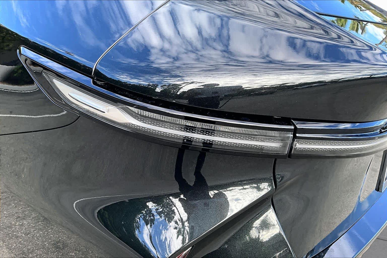 New 2026 Lexus ES 350e w/ Convenience Package FWD image 12