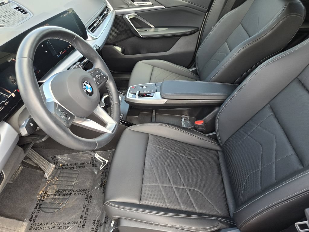Certified 2025 BMW X1 xDrive28i w/ Technology Package AWD/4WD image 16