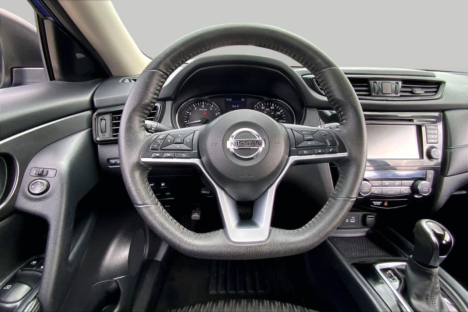 Used 2020 Nissan Rogue SV FWD image 6