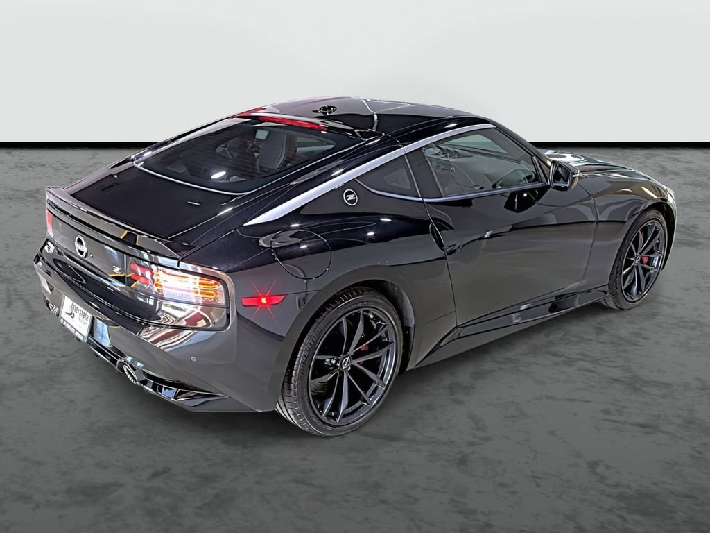 New 2025 Nissan Z Performance w/ Floor Mat Package RWD image 4