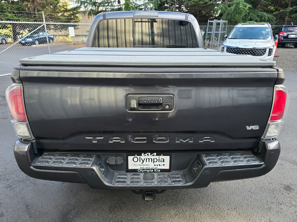 Used 2020 Toyota Tacoma TRD Sport w/ Technology Package RWD image 5