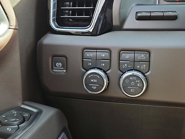 New 2026 GMC Sierra 1500 Denali AWD/4WD image 18