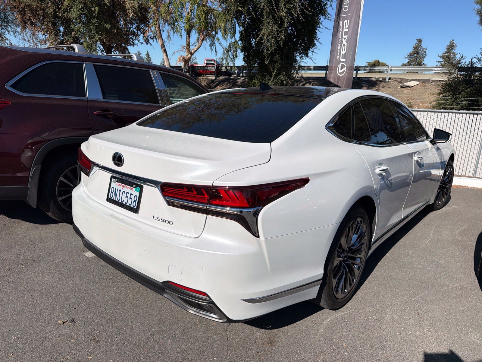 Used 2019 Lexus LS 500 w/ Luxury Package RWD image 3
