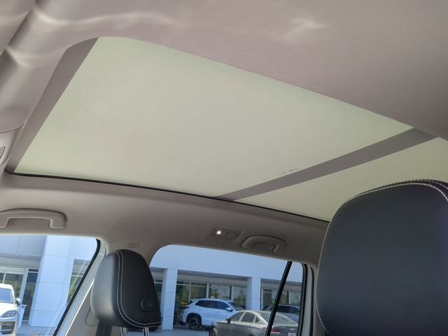 Certified 2023 Volkswagen Atlas SE w/ Panoramic Sunroof Package image 22