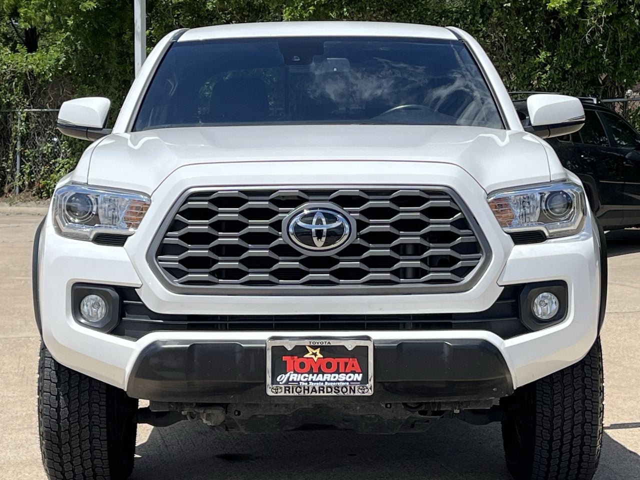 Used 2023 Toyota Tacoma TRD Off-Road w/ Technology Package AWD/4WD image 7