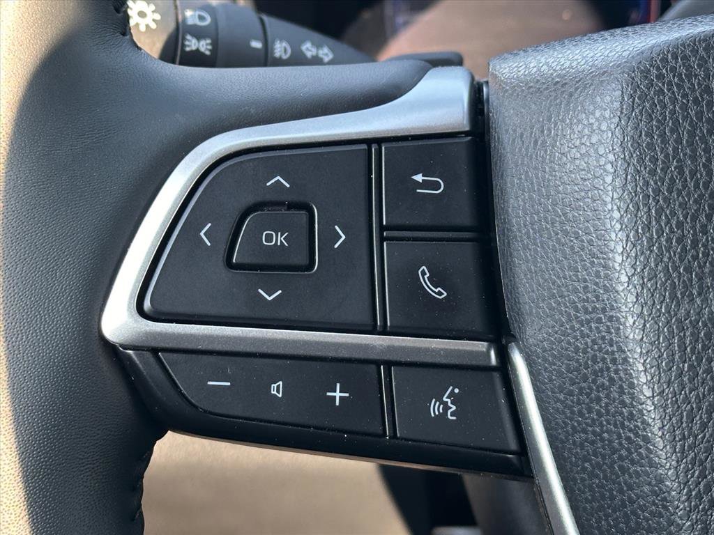 Used 2025 Toyota Grand Highlander Platinum image 21