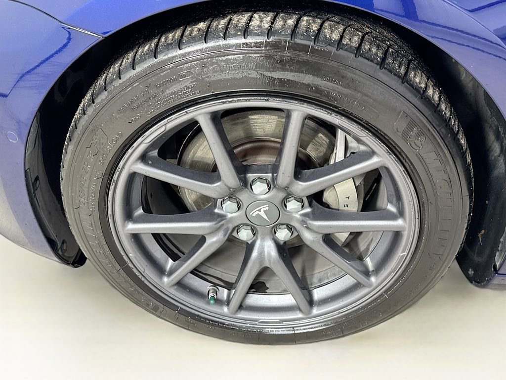 Used 2018 Tesla Model 3 Long Range AWD/4WD image 40