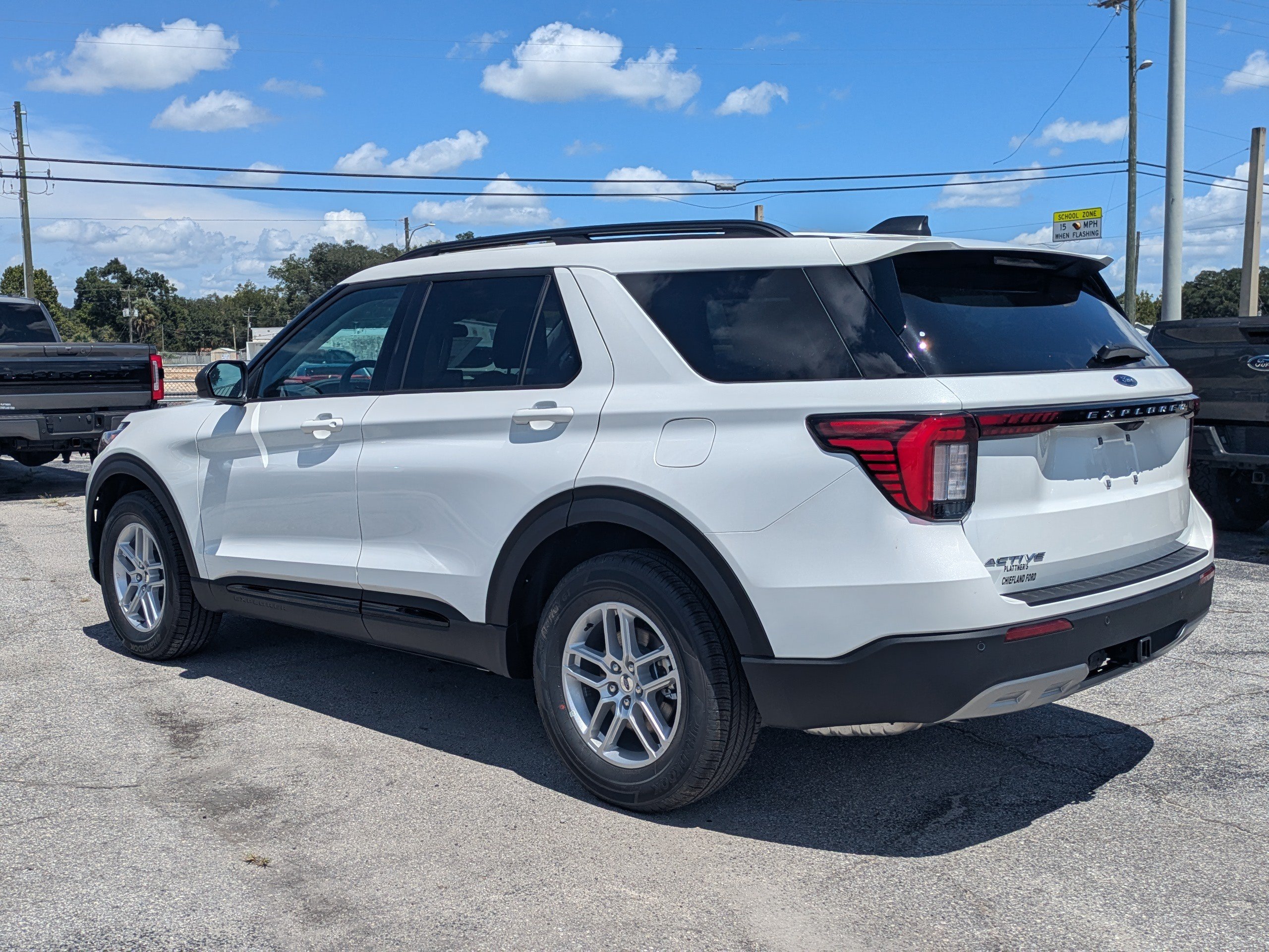 New 2026 Ford Explorer Active w/ Active Comfort Package RWD image 6