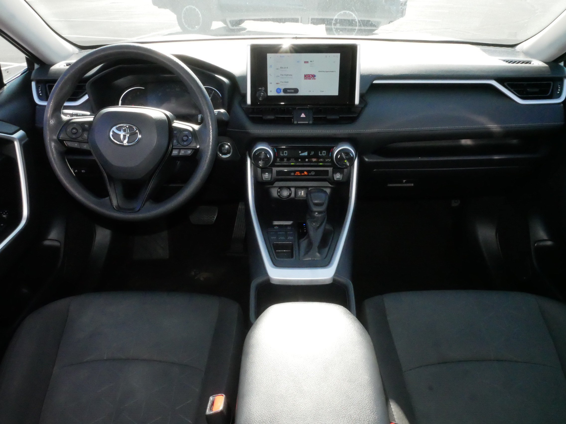 Certified 2025 Toyota RAV4 XLE AWD/4WD image 10