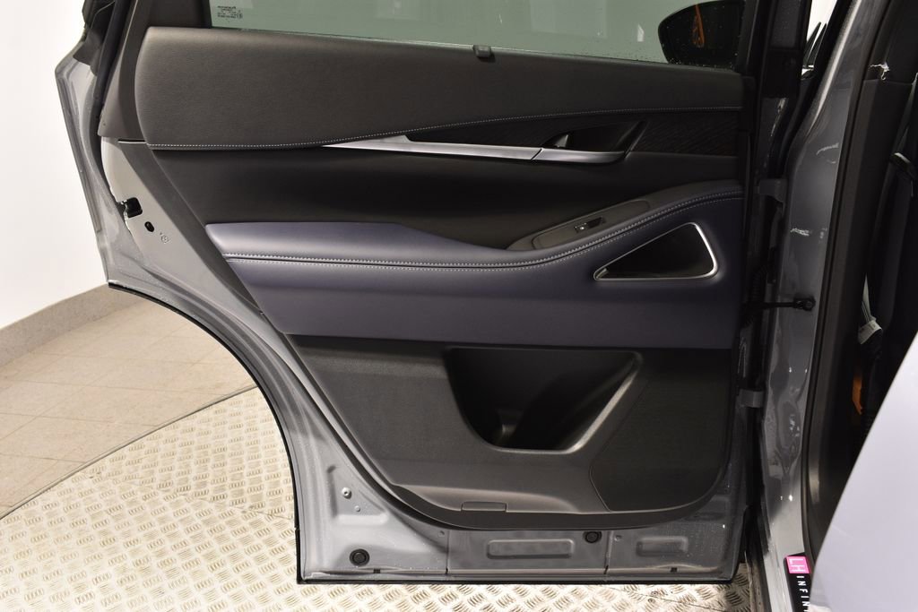 New 2026 INFINITI QX60 Sport w/ Dark Cargo Package image 29