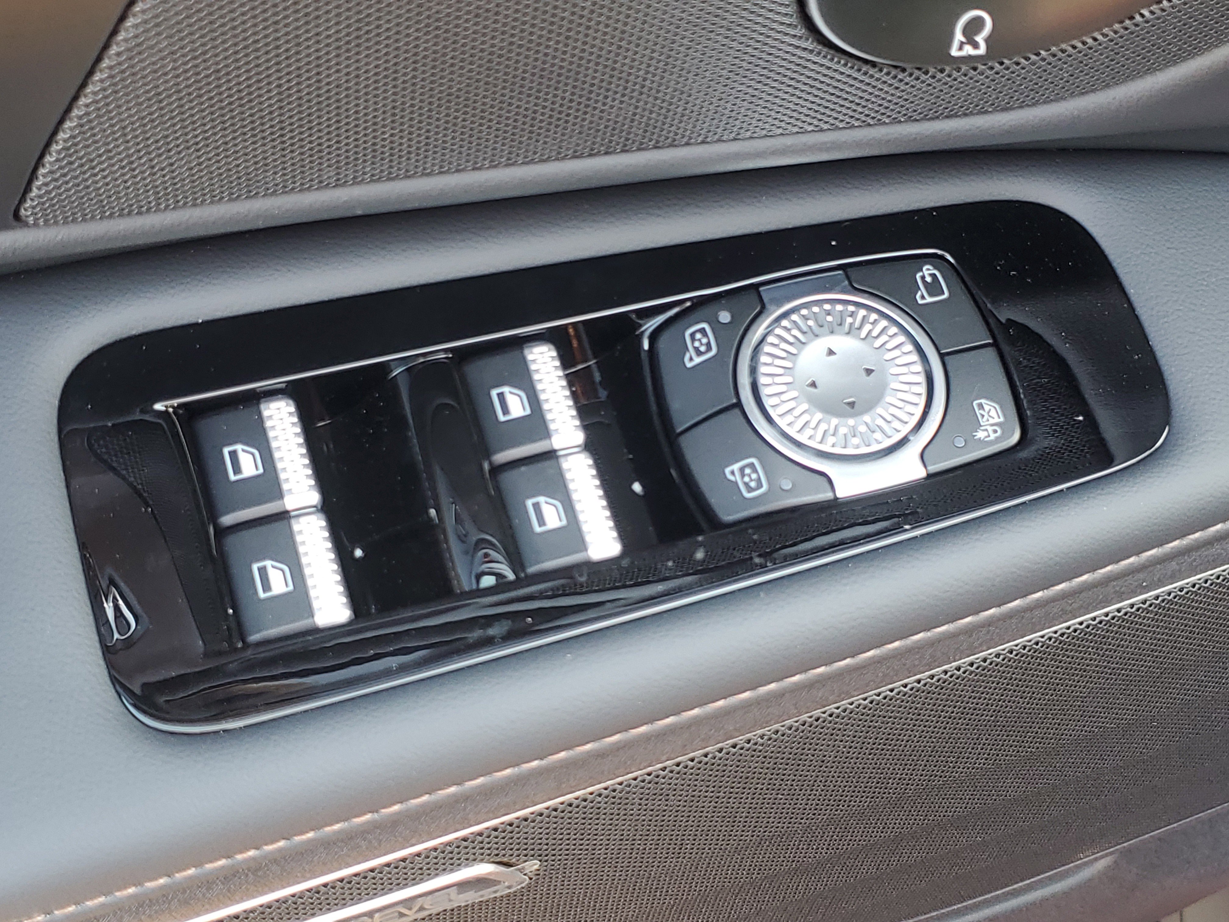 New 2026 Lincoln Nautilus Premier w/ Equipment Group 102A AWD/4WD image 7