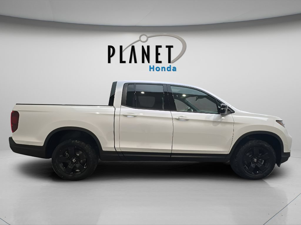 New 2026 Honda Ridgeline Black Edition image 3