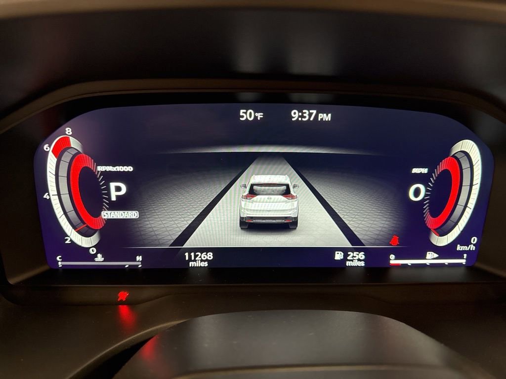 Certified 2025 Nissan Rogue SL image 17