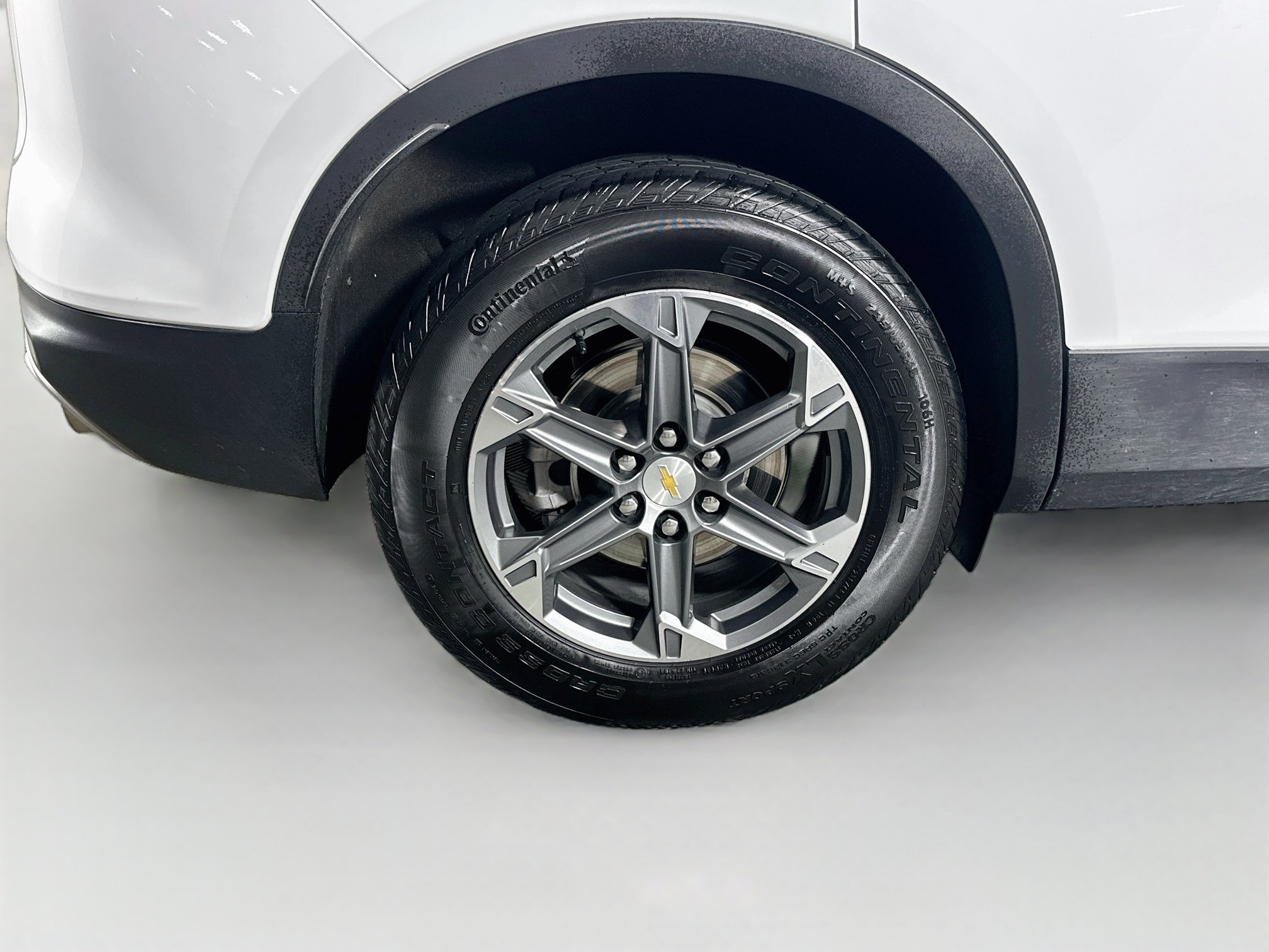 Used 2025 Chevrolet Blazer LT FWD image 11