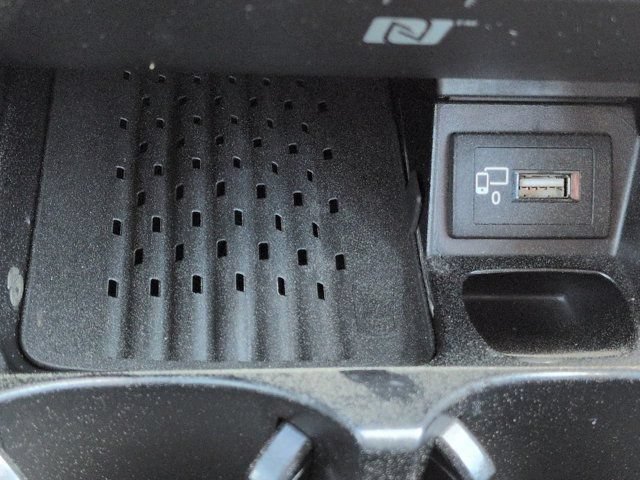 Used 2019 Mercedes-Benz E 300 image 22