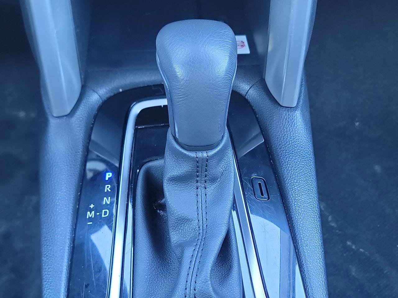 Used 2023 Toyota Corolla Cross XLE AWD/4WD image 17