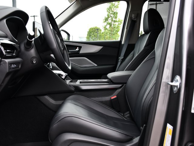 Used 2026 Acura MDX w/ Technology Package FWD image 11