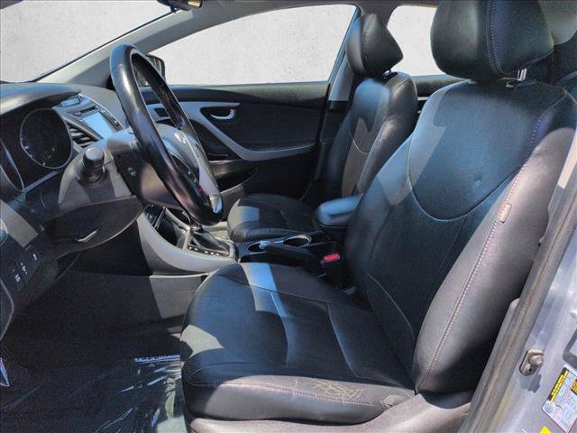 Used 2015 Hyundai Elantra Limited w/ Option Group 05 FWD image 17