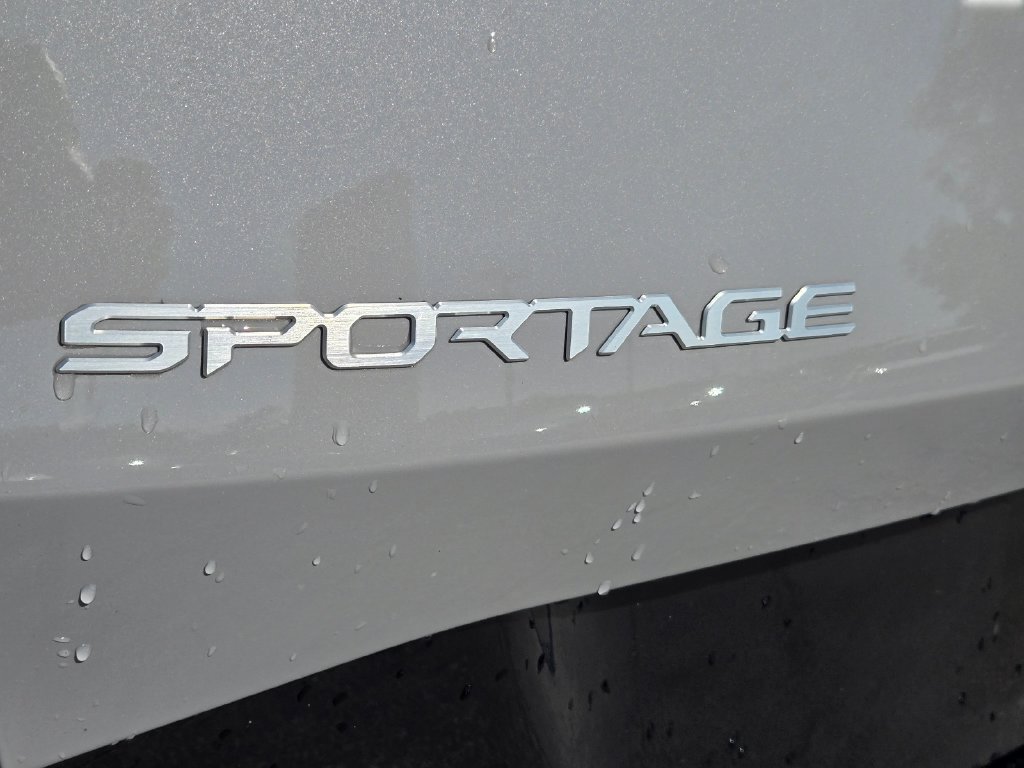 Certified 2026 Kia Sportage SX FWD image 11