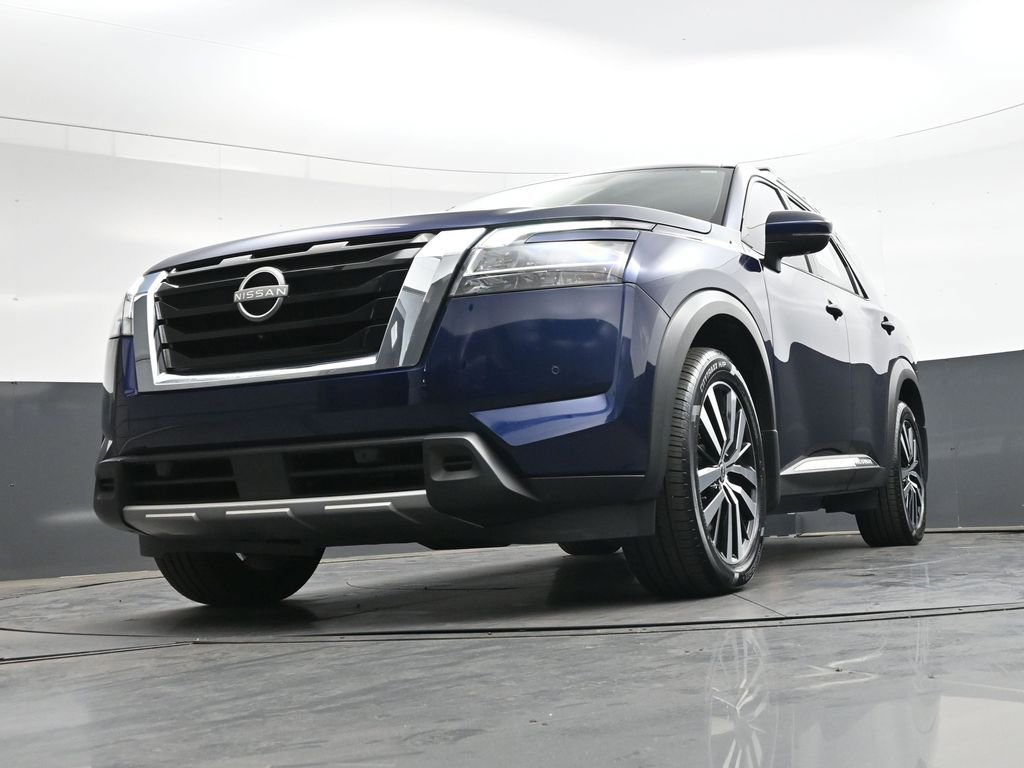 Used 2023 Nissan Pathfinder Platinum AWD/4WD image 45