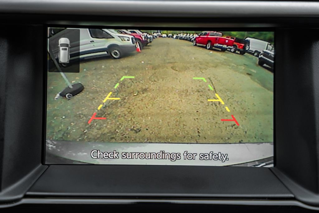 Used 2020 Nissan Pathfinder SV image 35