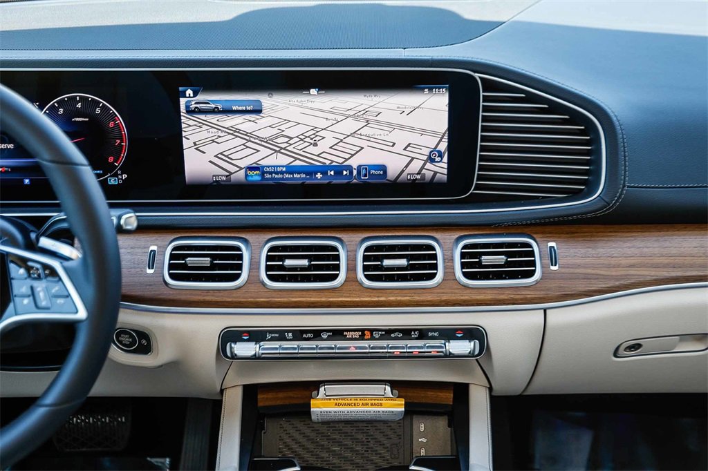 New 2026 Mercedes-Benz GLS 450 4MATIC image 11