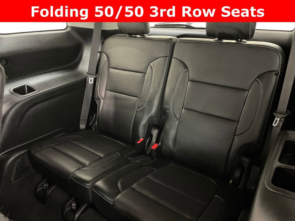 Used 2020 GMC Acadia SLT w/ Driver Alert Package II FWD image 16