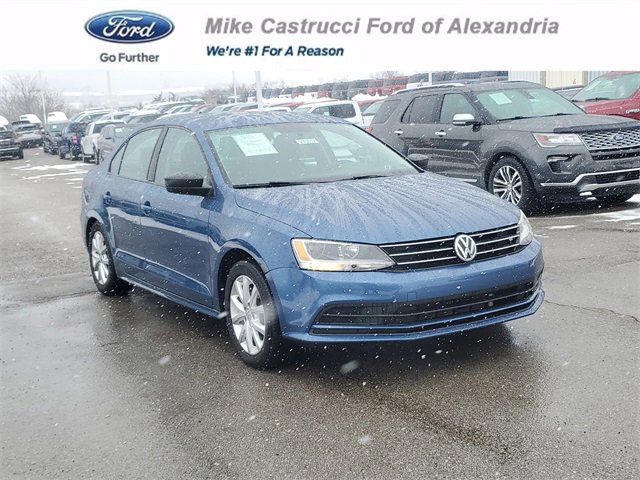 Used 2015 Volkswagen Jetta SE image 1