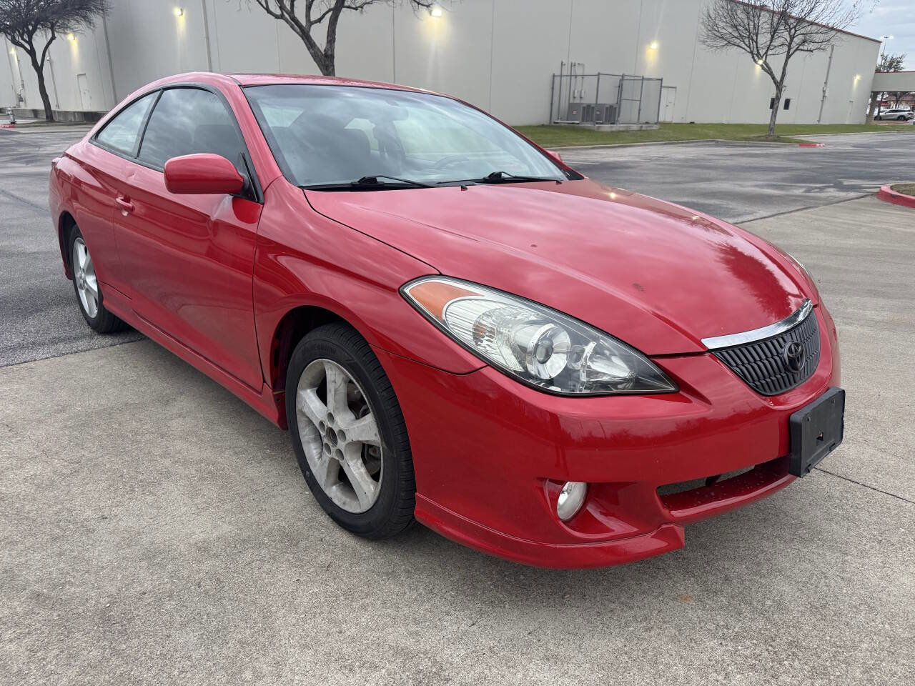 Used 2004 Toyota Solara SE Sport image 3