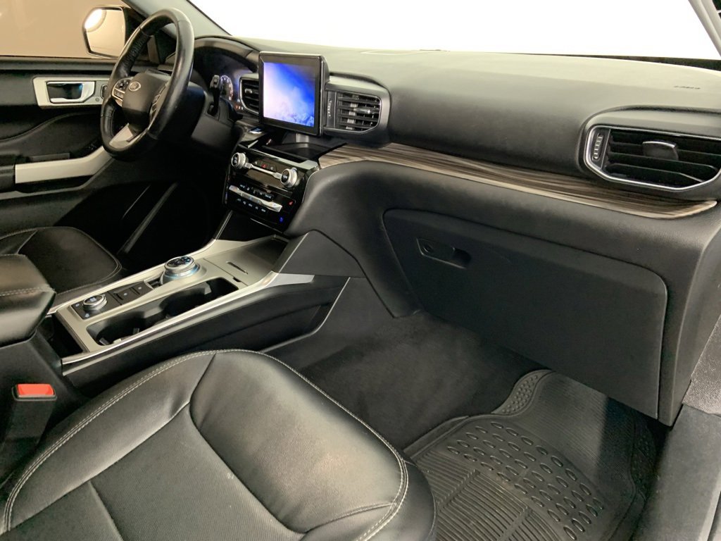 Used 2021 Ford Explorer Limited w/ Equipment Group 301A image 30