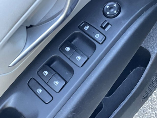 Used 2023 Hyundai Tucson SE FWD image 15