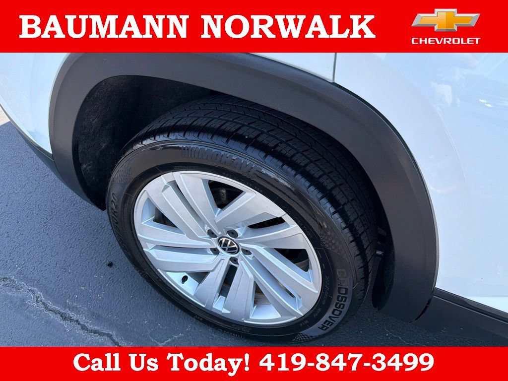Used 2021 Volkswagen Atlas Cross Sport SE FWD image 10