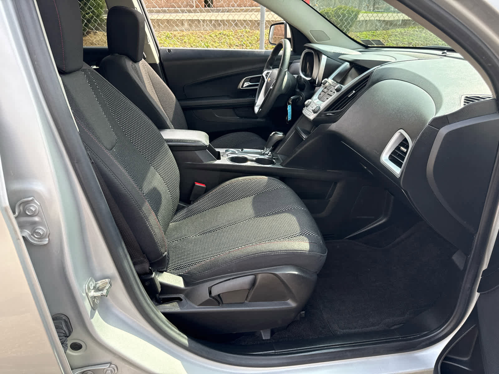 Used 2016 Chevrolet Equinox LT AWD/4WD image 29