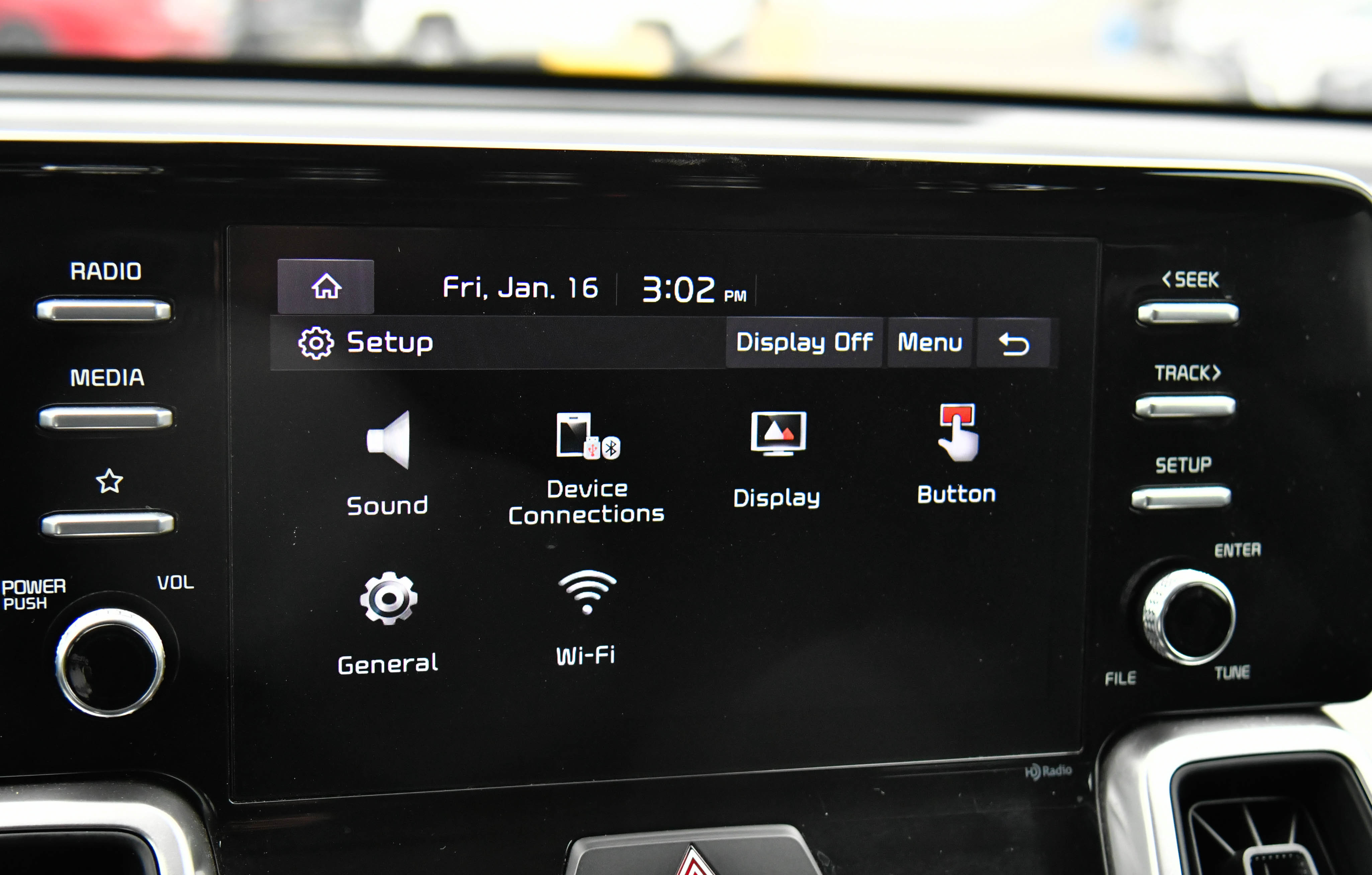 Used 2023 Kia Sorento LX image 21