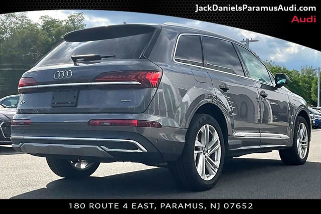 Used 2023 Audi Q7 2.0T Premium w/ Convenience Package AWD/4WD image 2