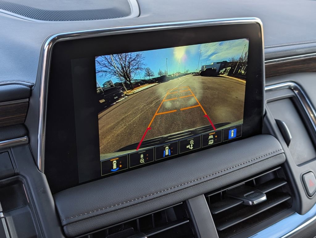 Used 2024 Chevrolet Tahoe High Country AWD/4WD image 29