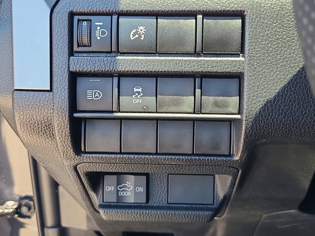 Used 2026 Toyota Tacoma SR5 AWD/4WD image 19