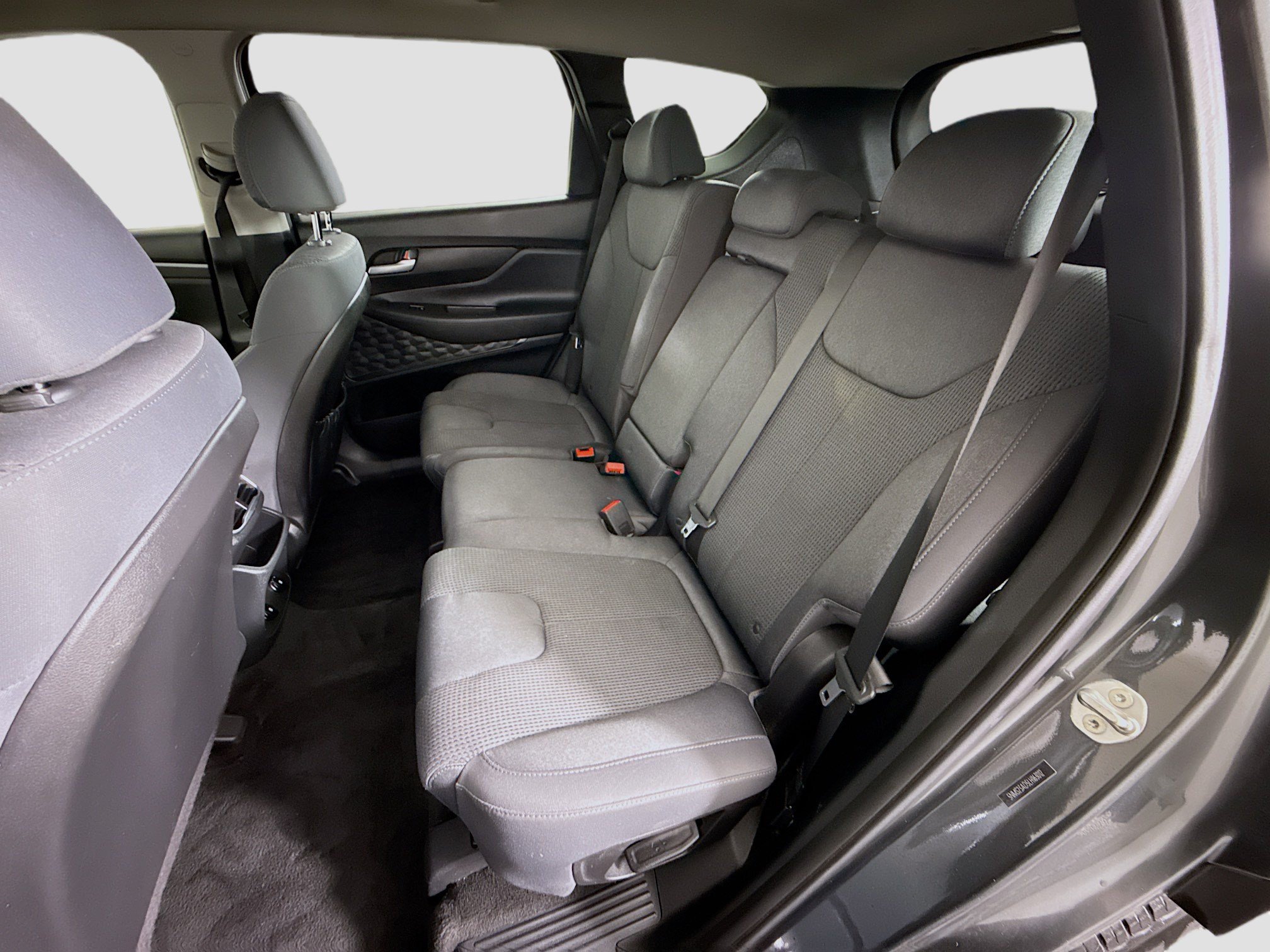 Used 2020 Hyundai Santa Fe SE FWD image 24