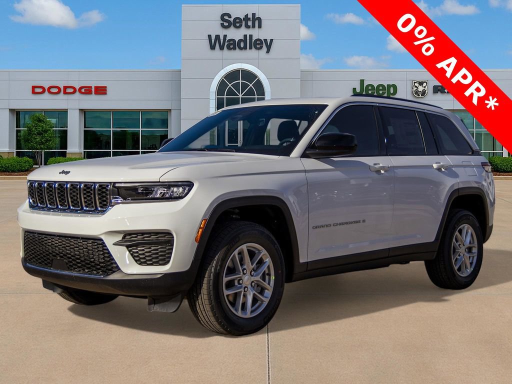 New 2025 Jeep Grand Cherokee Laredo X image 3