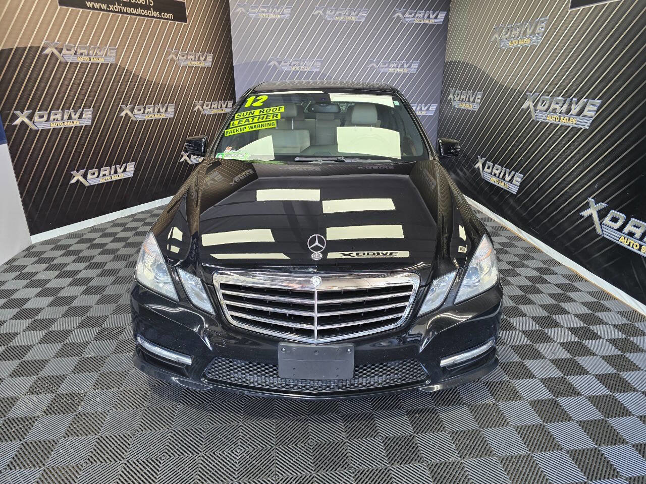 Used 2012 Mercedes-Benz E 350 4MATIC Sedan image 4