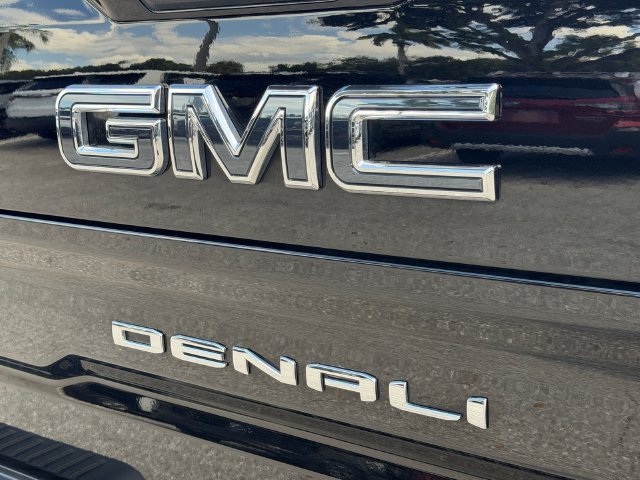 Certified 2024 GMC Sierra 1500 Denali Ultimate AWD/4WD image 9