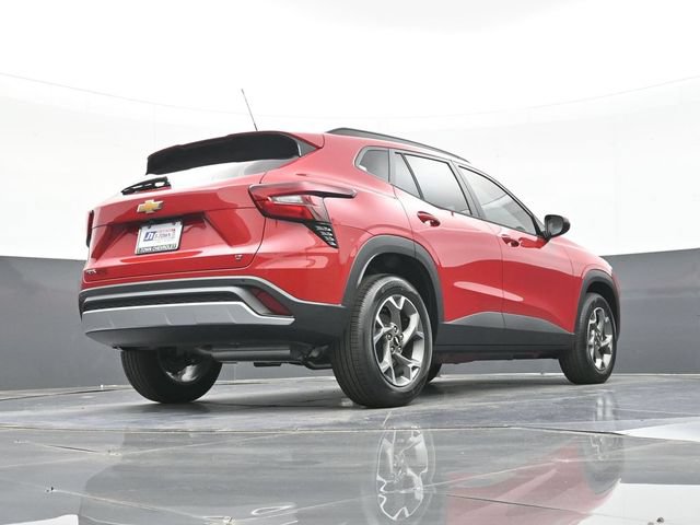 New 2026 Chevrolet Trax LT w/ Sunroof Package FWD image 41