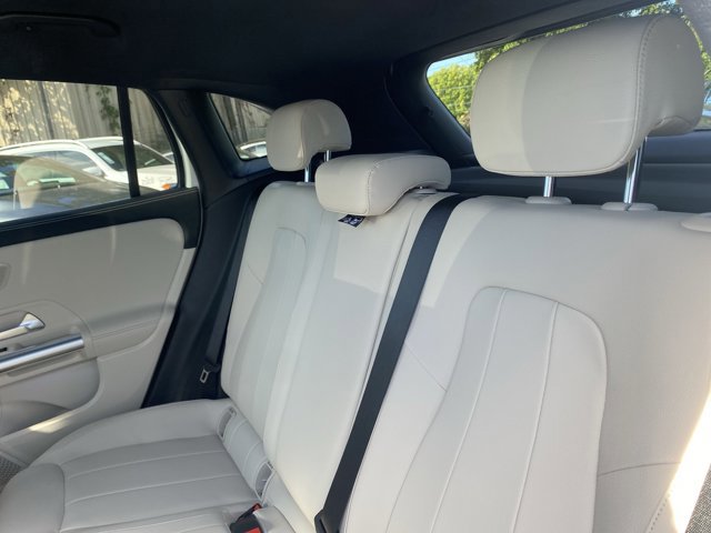 Certified 2025 Mercedes-Benz GLA 250 image 21