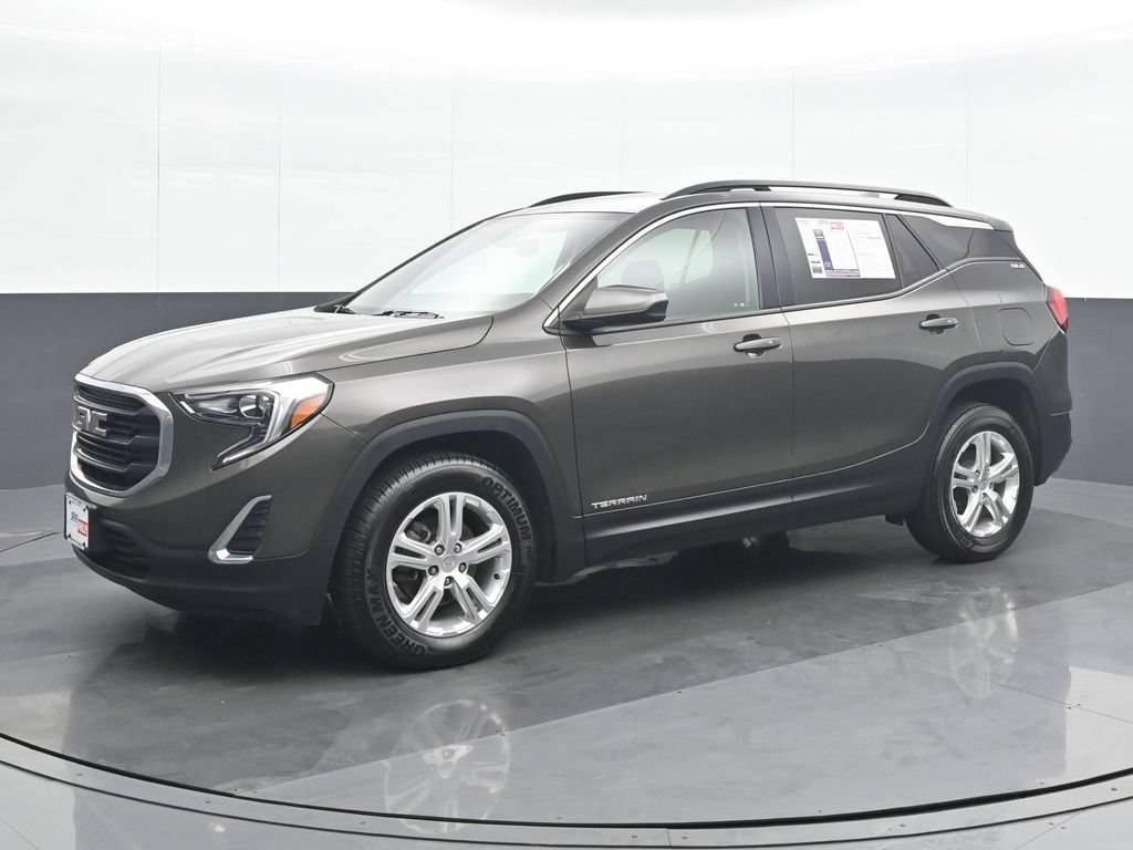 Used 2020 GMC Terrain SLE w/ Driver Convenience Package AWD/4WD image 2