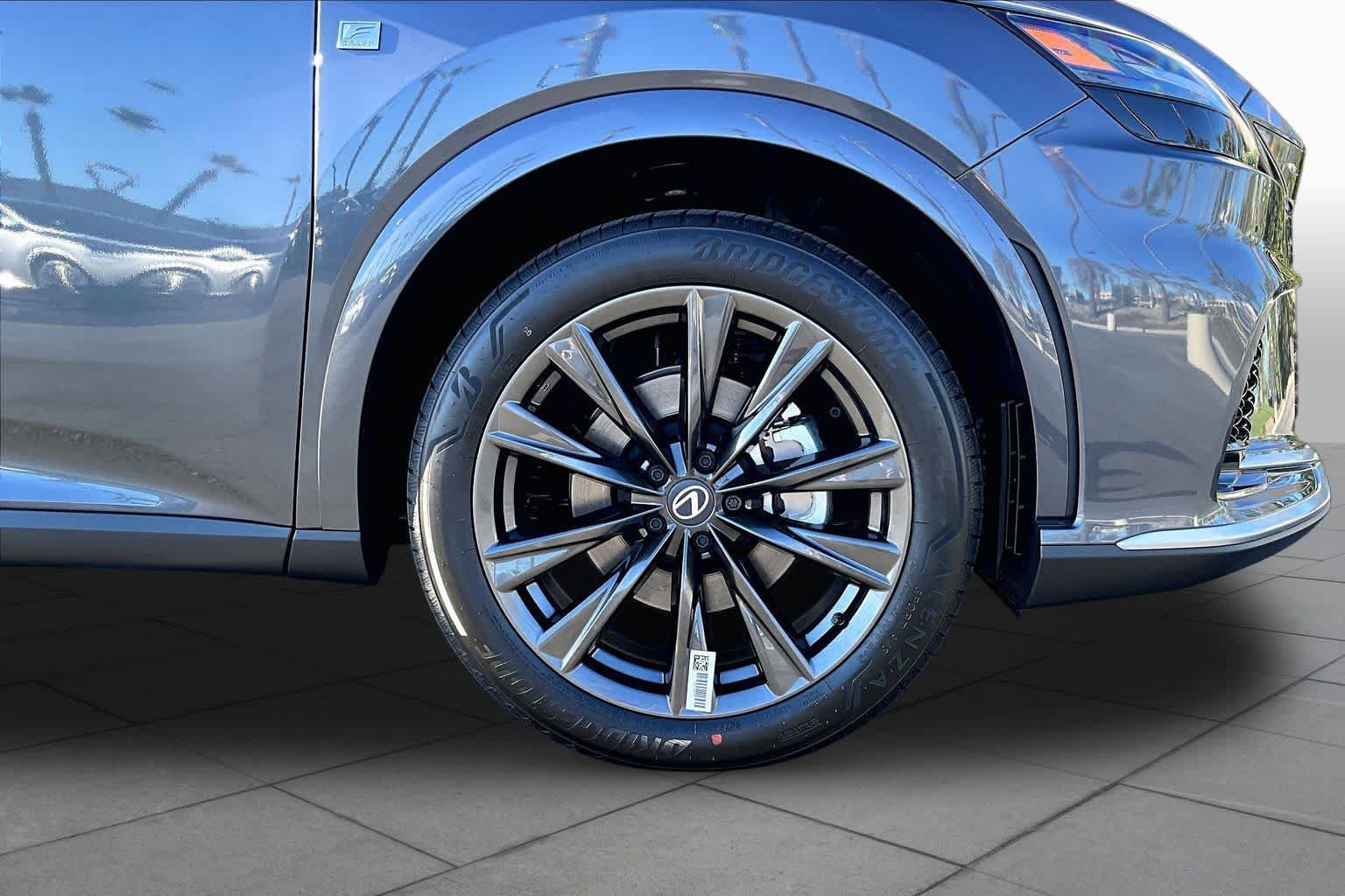 New 2026 Lexus RX 350 F Sport w/ Convenience Package FWD image 9