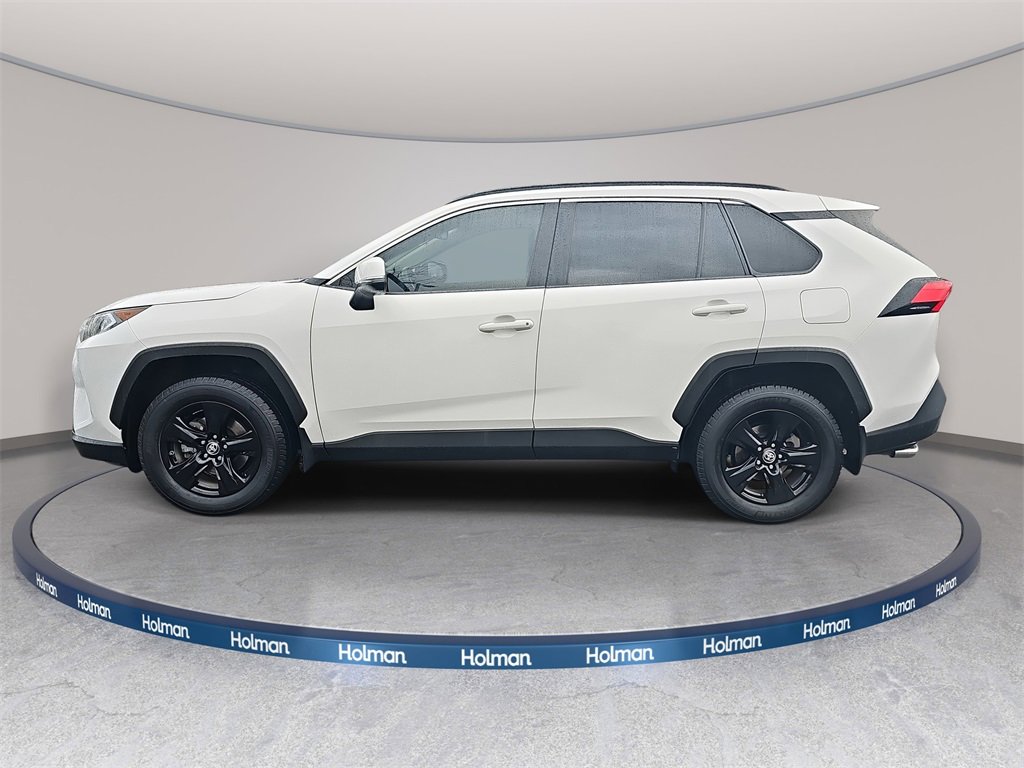 Used 2020 Toyota RAV4 XLE image 8