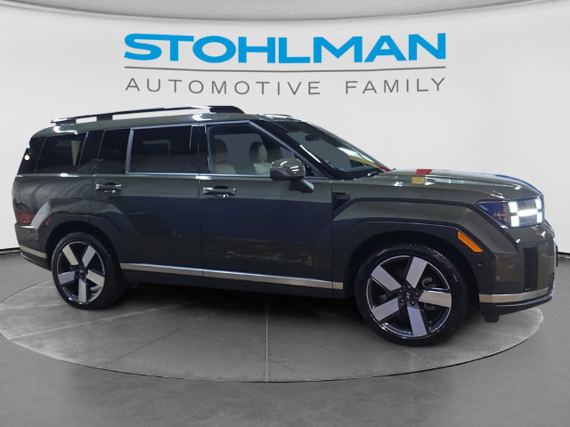 Used 2024 Hyundai Santa Fe Limited AWD/4WD image 4